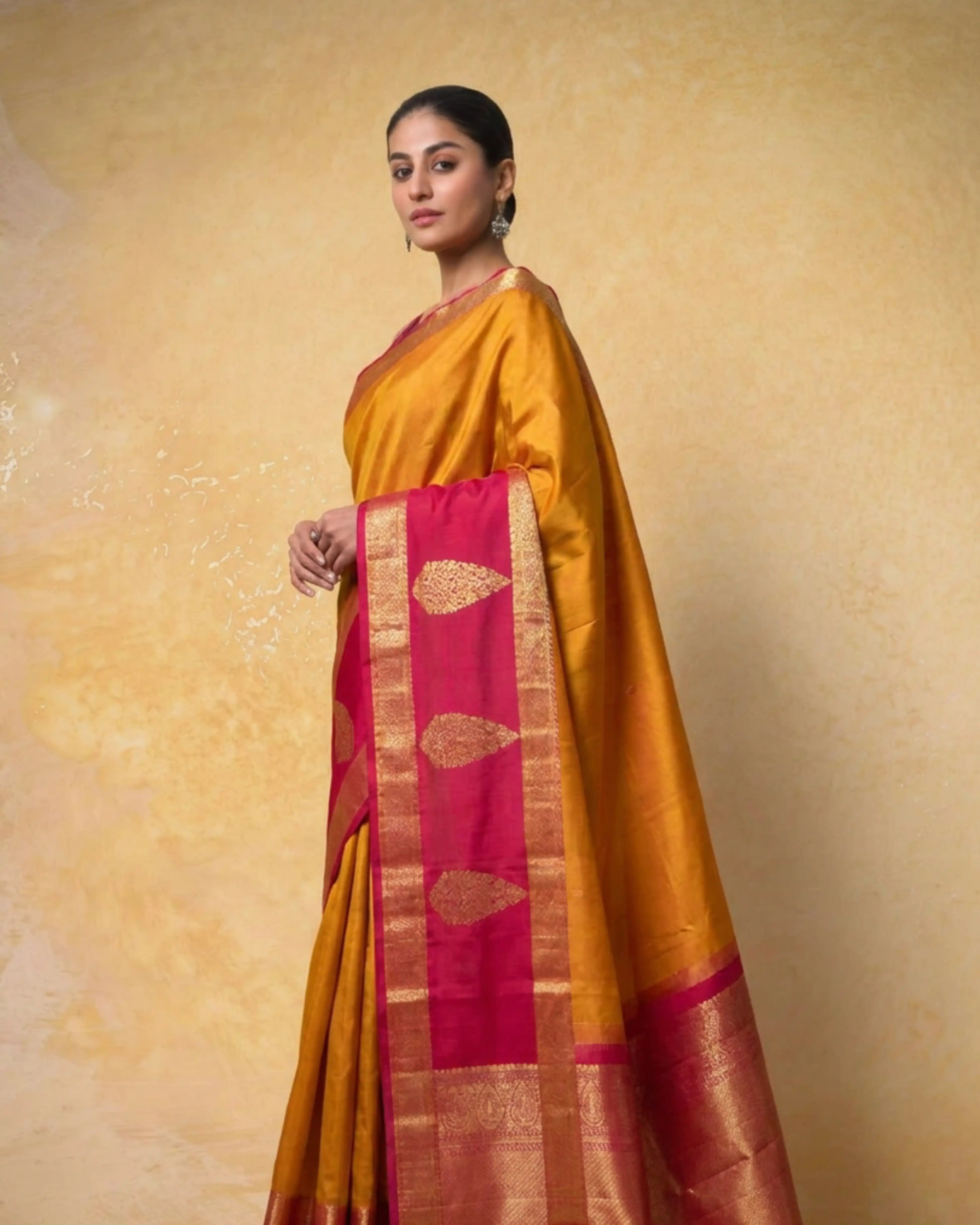 Handwoven Orange And Pink Kanjivaram Buta Silk Saree