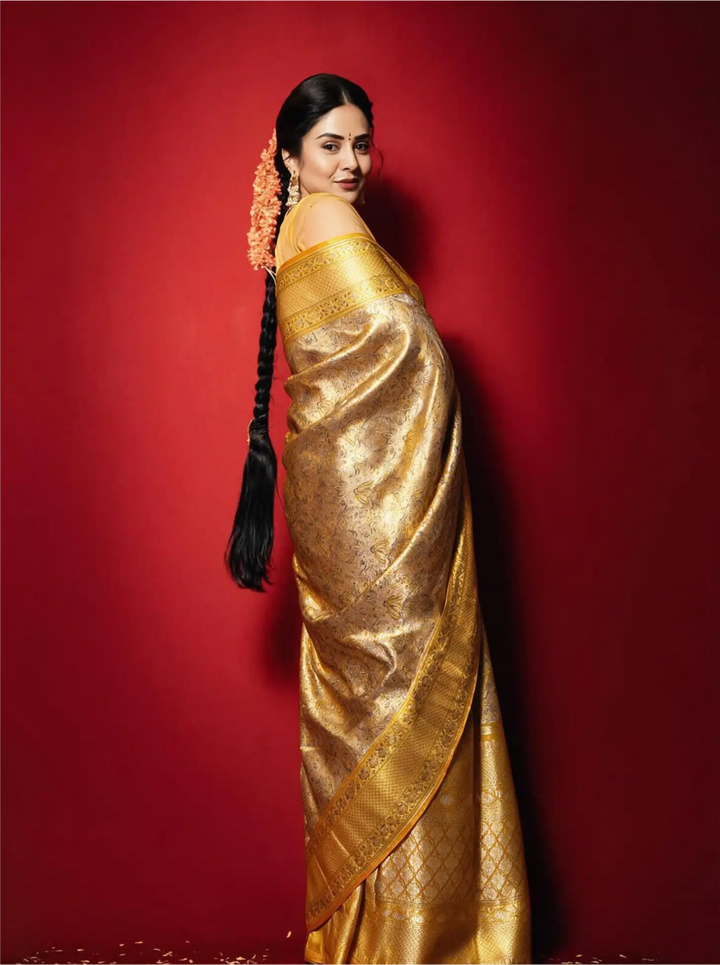 Handwoven Gold Kanjivaram Silk Saree with Rich Zari Border