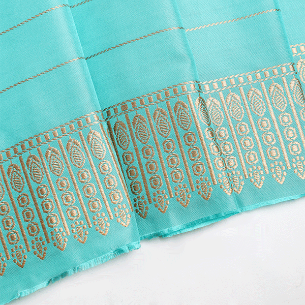 Full flat layout of the handwoven Aurora Borealis Katan Silk Saree displaying its celestial shades and premium craftsmanship.