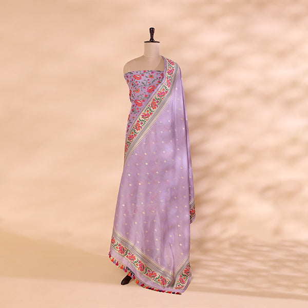 Full view of the matching luxury lilac Banarasi silk dupatta featuring a detailed hand-woven traditional border and sophisticated finish.