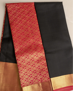 Detailed view of the traditional Kanjivaram pallu featuring authentic South Indian craftsmanship.