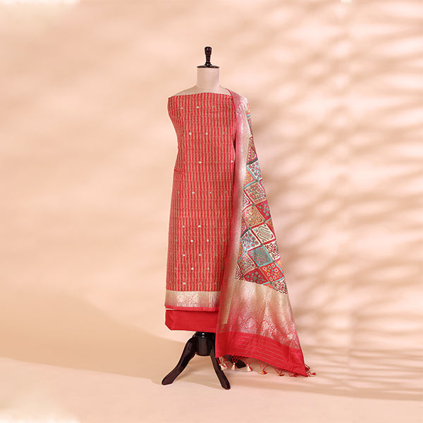 Close-up view of the vibrant multicolored digital Jaal print on the Banarasi silk dupatta highlighting the detailed traditional patterns.