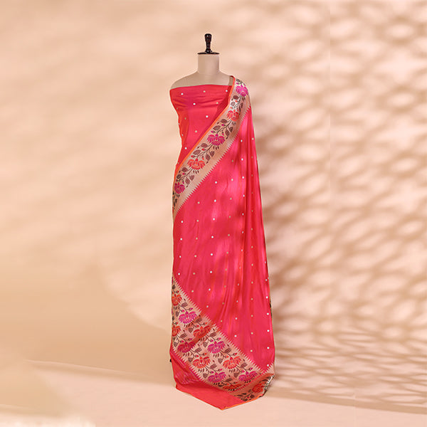 Close-up view of the vibrant multi-colored dupatta showcasing the traditional handwoven Paithani border motifs and elegant craftsmanship.