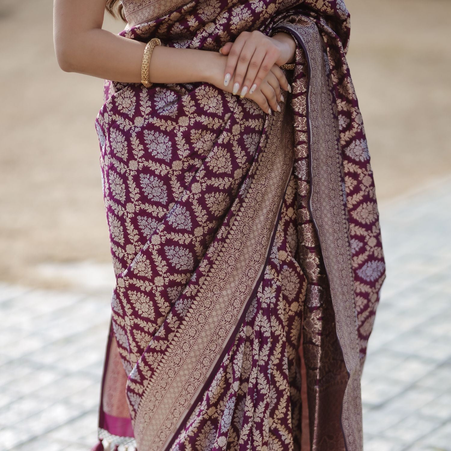 Handwoven Kadwa silk saree with detailed weaving and premium fabric