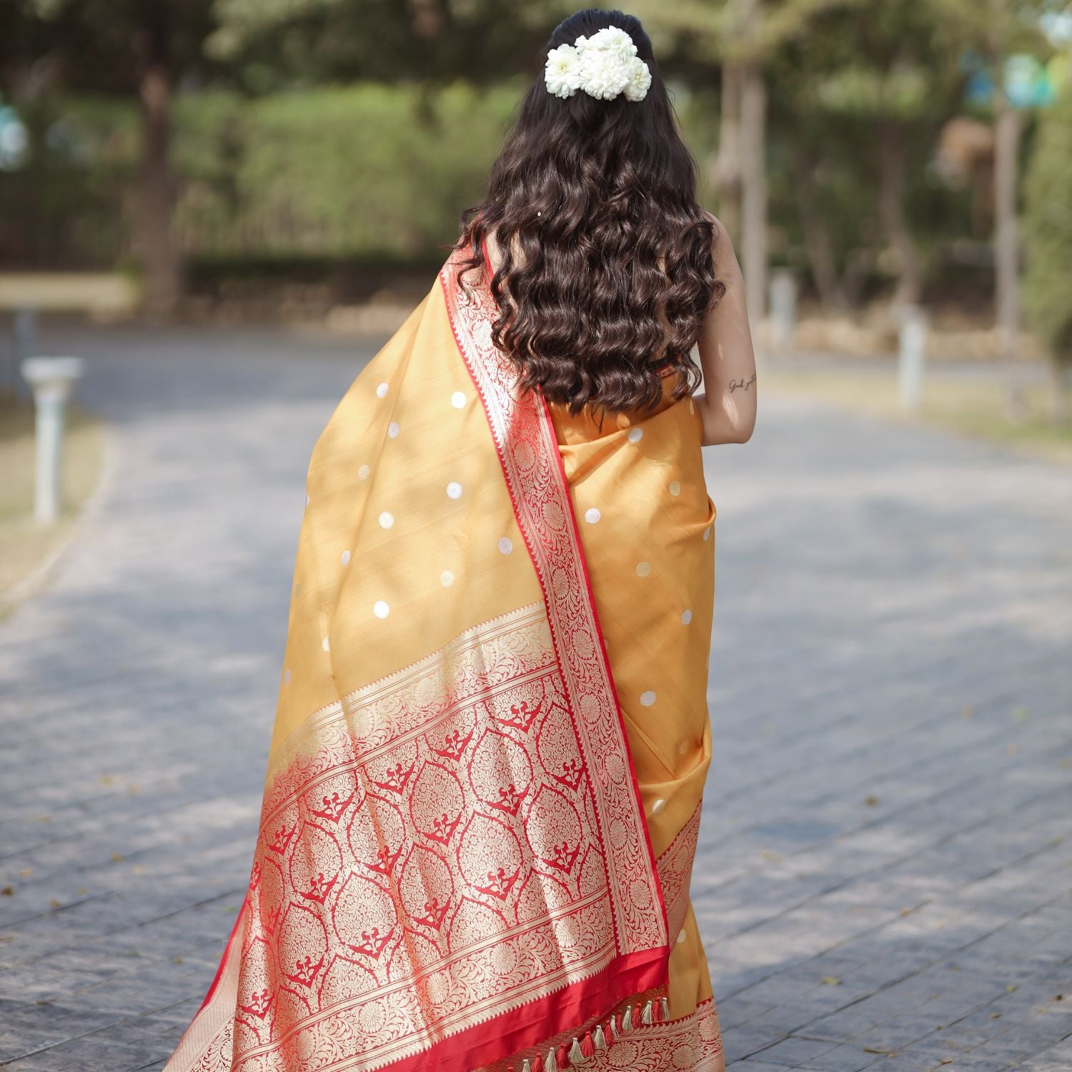 Pure tussar georgette saree with smooth fabric and comfortable drape