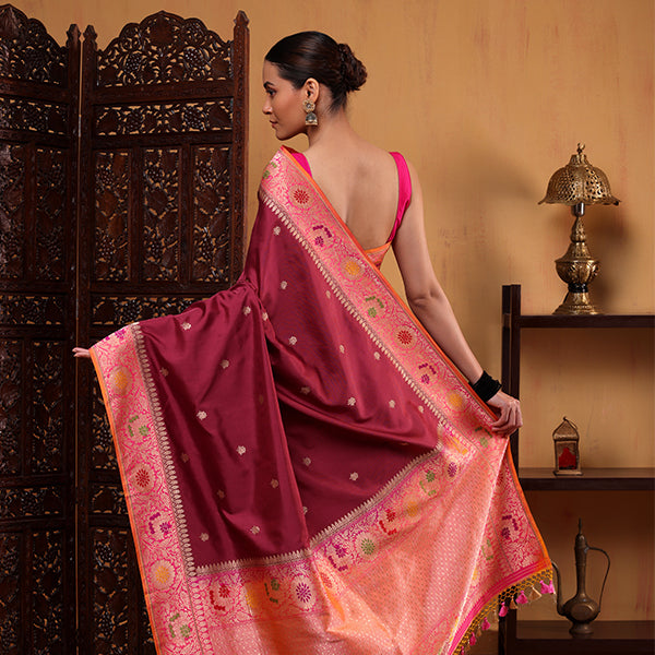 Full-length view of the elegant royal orchid silk saree, showcasing the cross-color detailing and the premium drape of the handwoven Paithani border