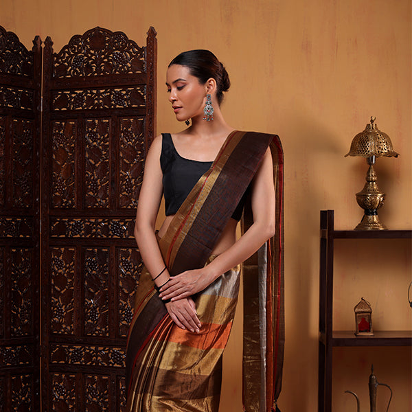 Close-up view of the 1-meter premium unstitched blouse material matching the handloom pure tissue saree.